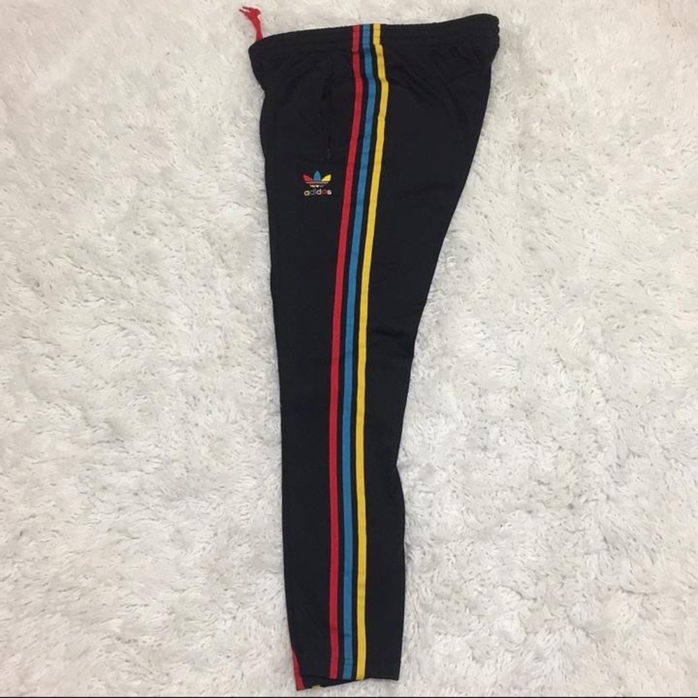 Adidas red, yellow, blue Pants Size M